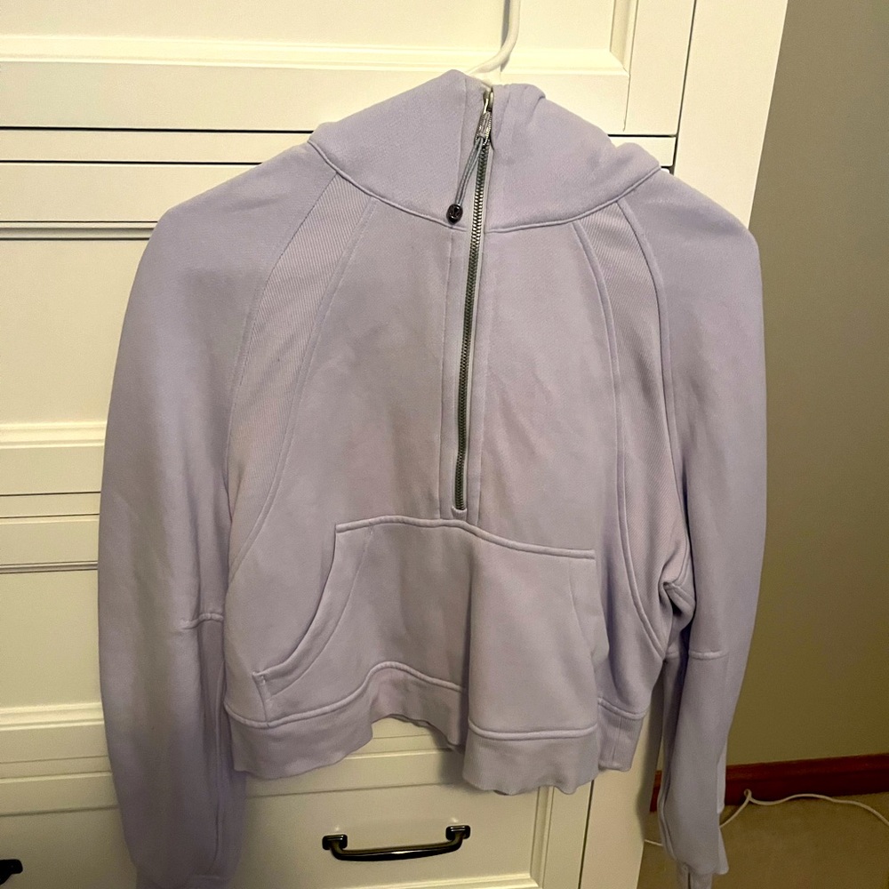 Lululemon Scuba Light purple (lavendar dew?) size XS/S worn once great condition